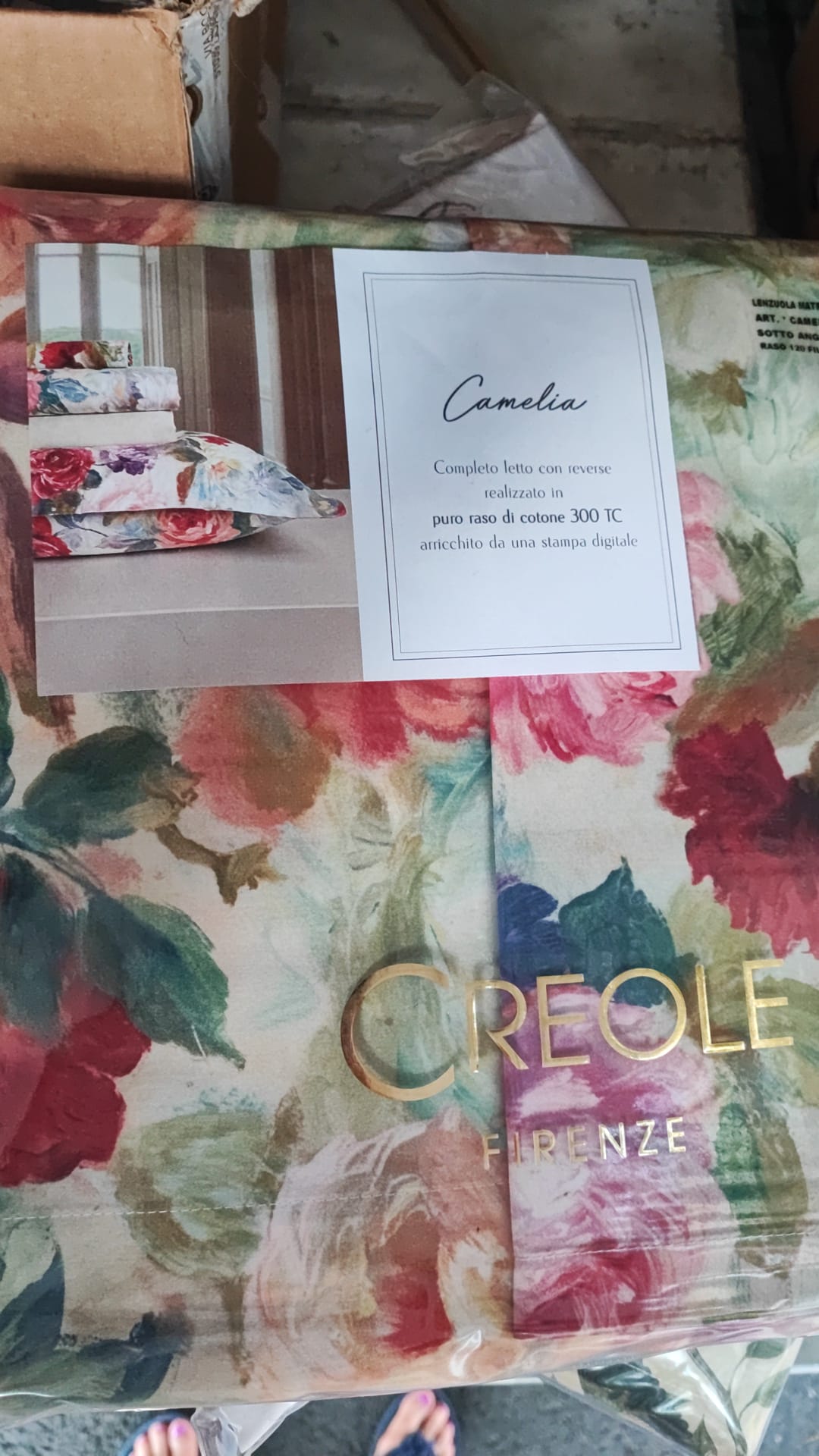 Completo lenzuolo copriletto matrimoniale Camelia produzione artigianale Toscana  della Creole